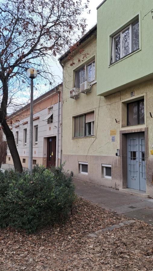 Eper Apartman Szeged Ngoại thất bức ảnh