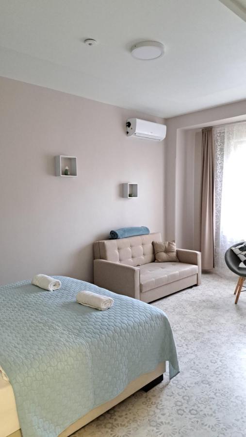 Eper Apartman Szeged Ngoại thất bức ảnh